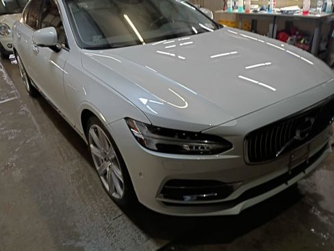 Used 2017 Volvo S90 T6 Inscription w/ Vision Package image 2