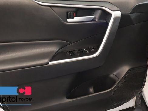 Certified 2025 Toyota RAV4 XLE FWD image 10