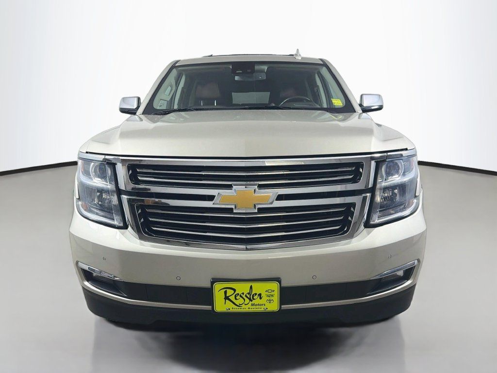 Used 2017 Chevrolet Suburban Premier AWD/4WD image 2