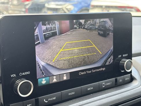 Certified 2023 Honda Accord LX image 25