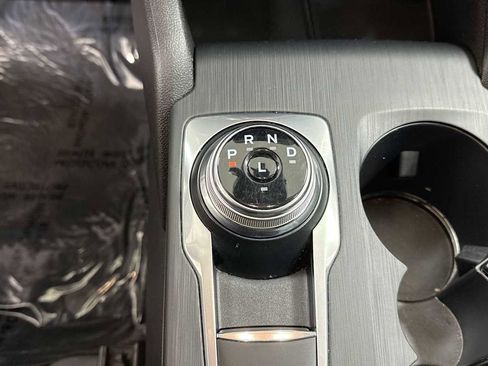 Used 2021 Ford Escape Titanium image 22