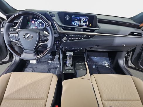 Used 2021 Lexus ES 300h w/ Premium Package FWD image 10