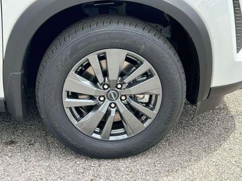 New 2026 Nissan Pathfinder SV AWD/4WD image 8