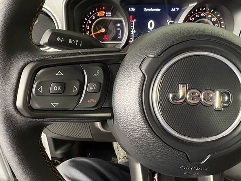 Used 2024 Jeep Wrangler Unlimited Sport AWD/4WD image 22
