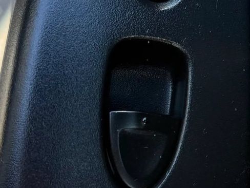 Used 2010 Honda Civic DX-VP image 27