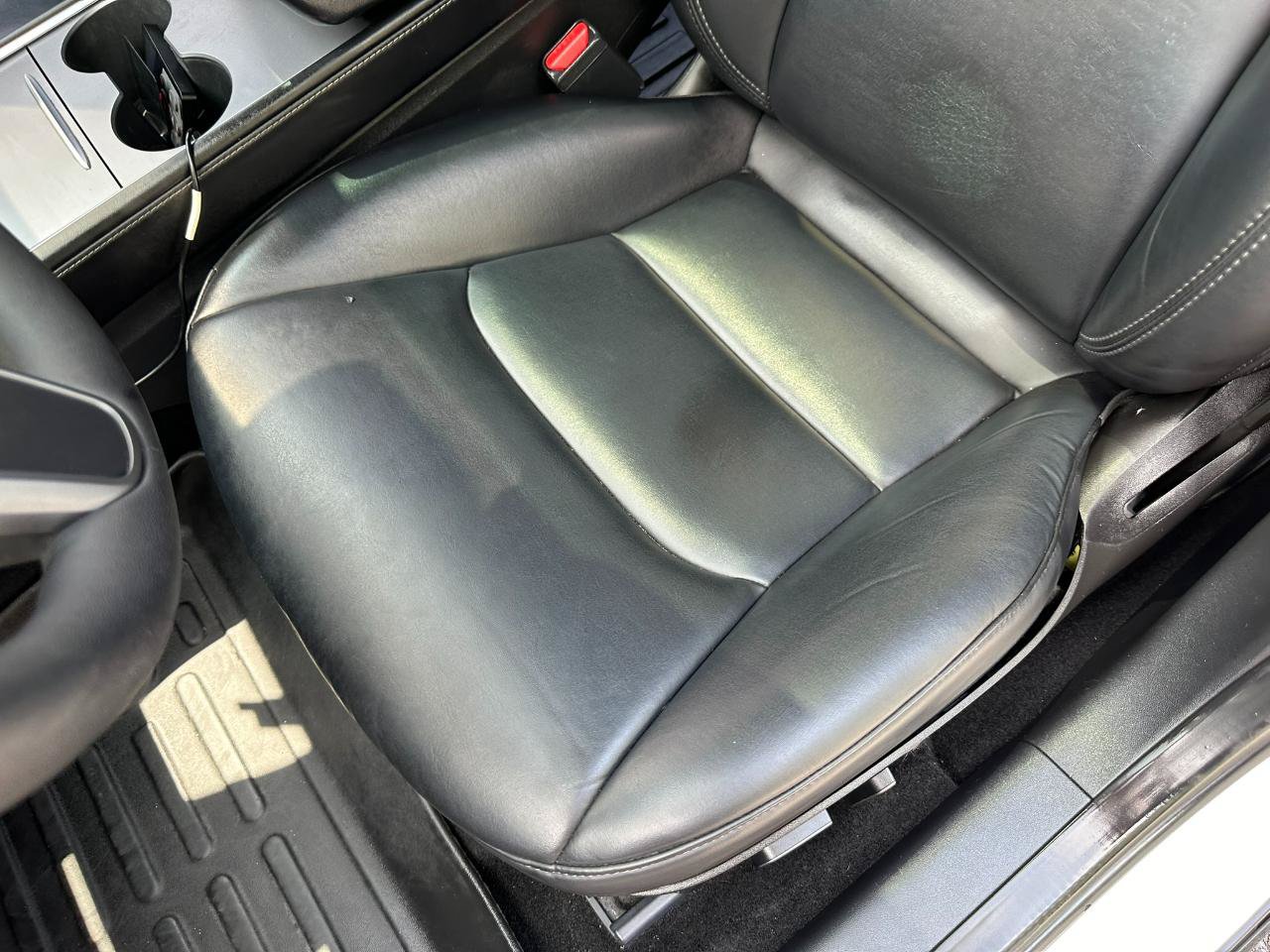 Used 2022 Tesla Model 3 Long Range AWD/4WD image 25