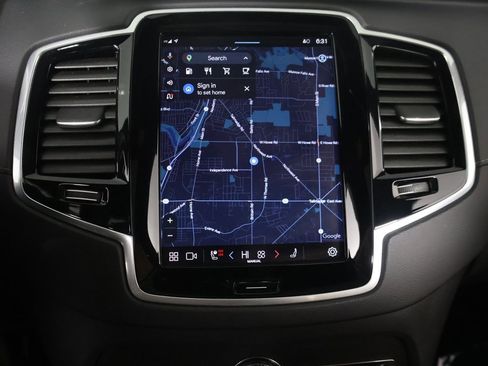 Used 2024 Volvo XC90 B6 Ultimate w/ Protection Package Premier image 51