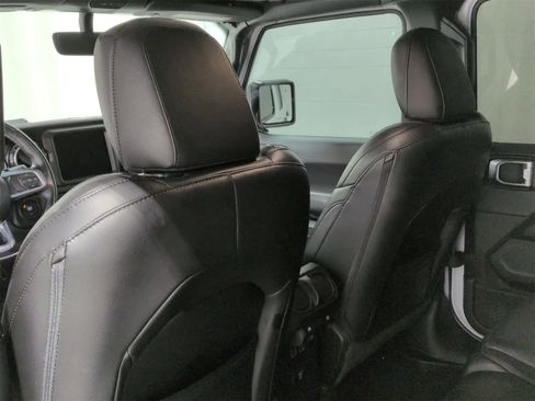 Certified 2020 Jeep Wrangler Unlimited Sahara image 19