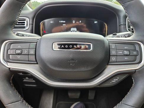 Used 2024 Jeep Wagoneer Series II AWD/4WD image 34