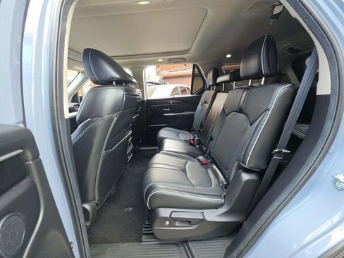 Used 2024 Honda Pilot Elite image 7