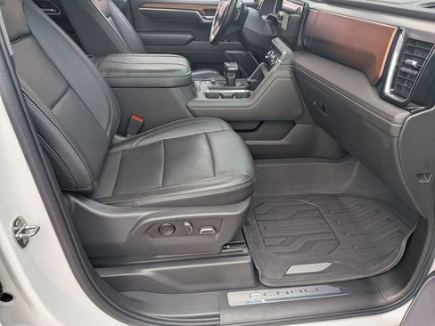 Certified 2023 GMC Sierra 1500 Denali w/ Denali Reserve Package AWD/4WD image 35