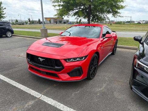 Used 2024 Ford Mustang GT Premium RWD image 2