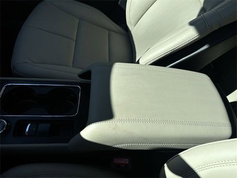 New 2026 Lincoln Corsair Premiere image 21