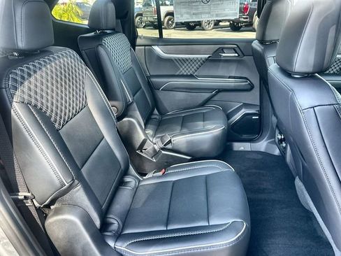 New 2026 GMC Acadia Denali w/ Super Cruise Package image 28