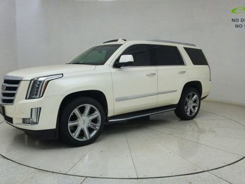 Used 2015 Cadillac Escalade Luxury RWD image 68