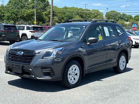 Certified 2023 Subaru Forester AWD/4WD image 3