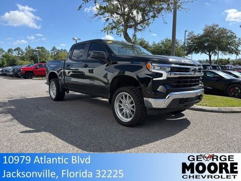 Used 2023 Chevrolet Silverado 1500 LT AWD/4WD image 1