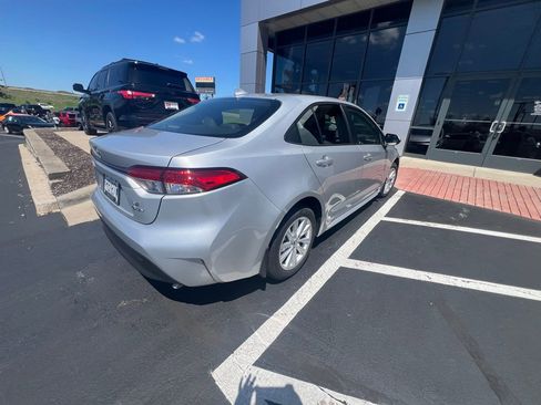 Used 2026 Toyota Corolla LE w/ LE Premium Package AWD/4WD image 7