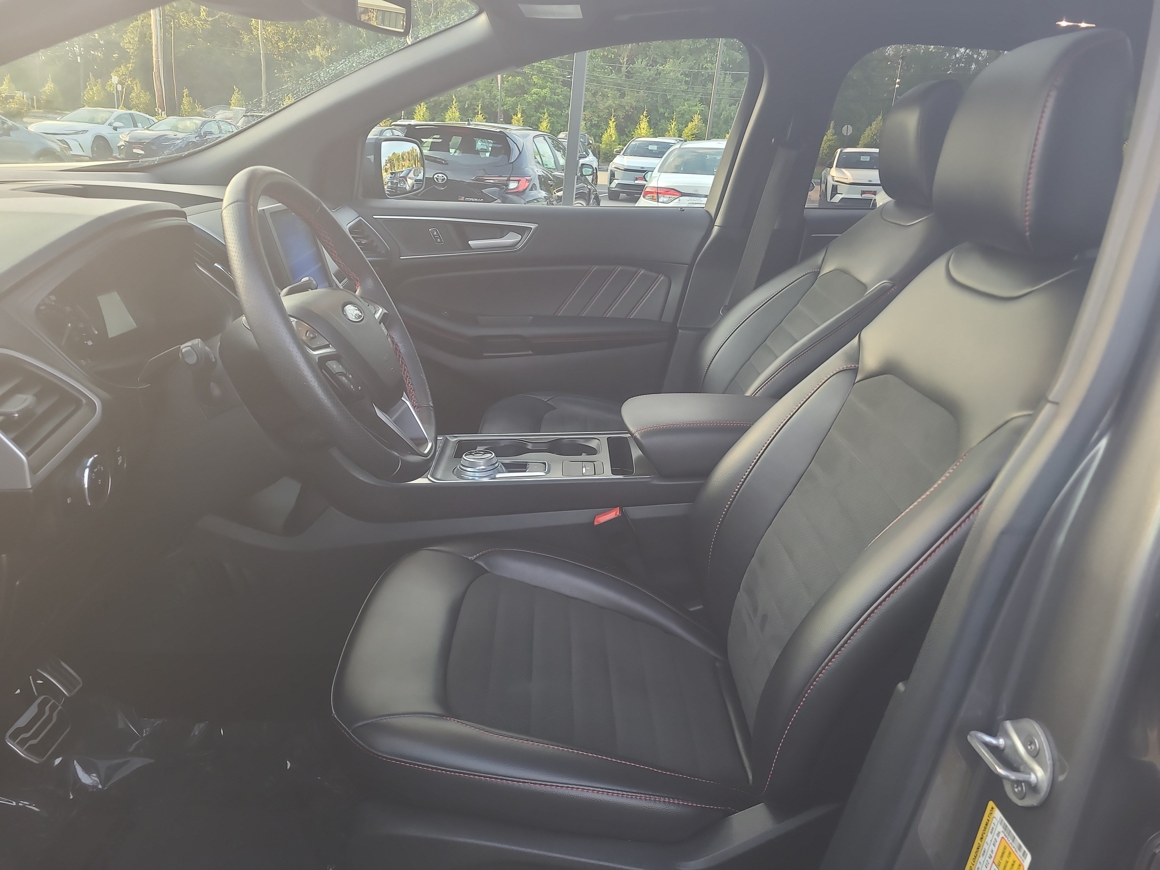 Used 2023 Ford Edge ST-Line AWD/4WD image 16