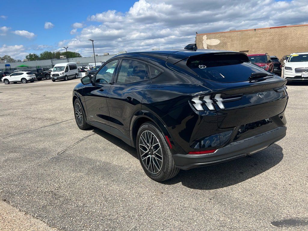 Used 2025 Ford Mustang Mach-E Premium AWD/4WD image 6