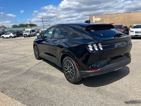 Used 2025 Ford Mustang Mach-E Premium AWD/4WD image 6