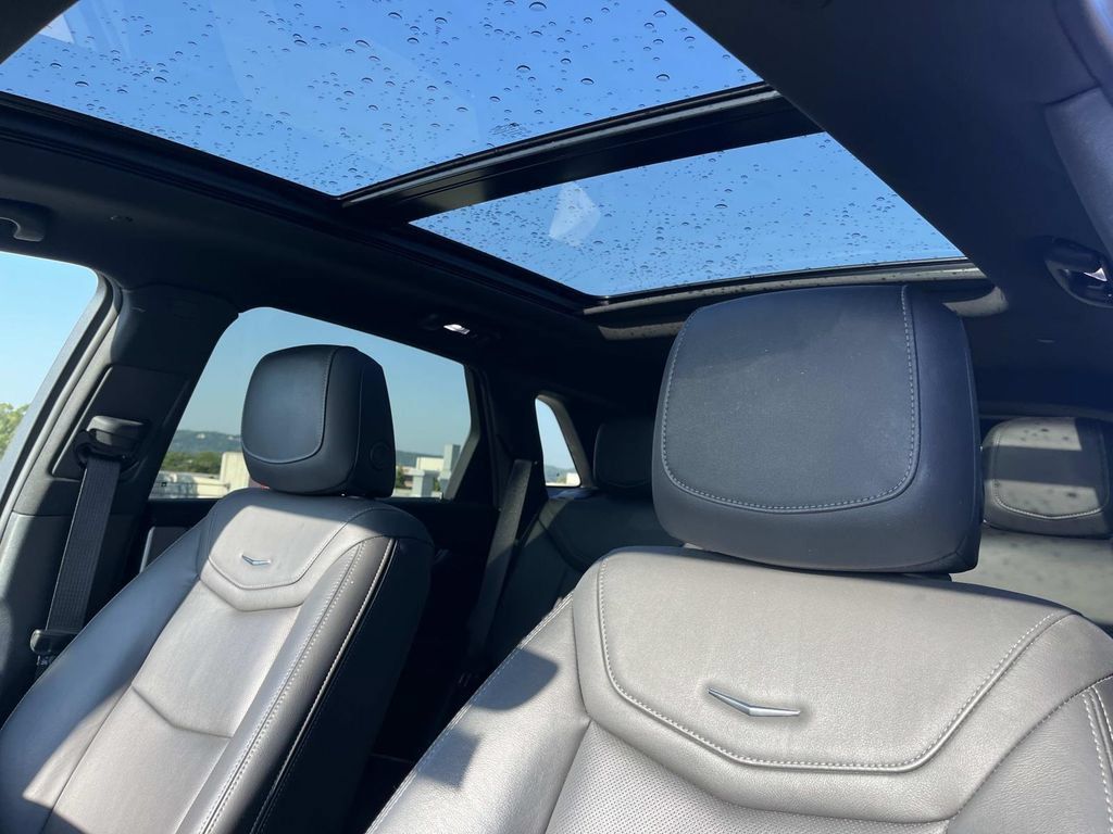 Certified 2023 Cadillac XT5 Premium Luxury w/ Technology Package FWD image 37