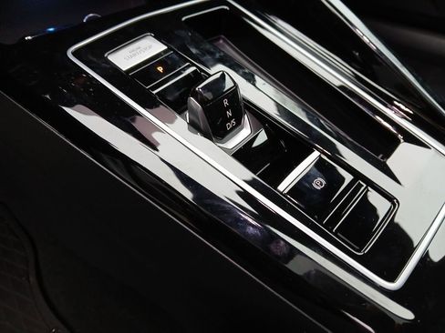 New 2026 Volkswagen Golf image 24