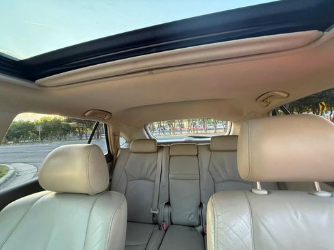 Used 2005 Lexus RX 330 FWD image 11