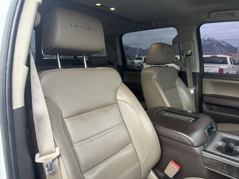 Used 2016 GMC Sierra 3500 Denali w/ Duramax Plus Package image 23