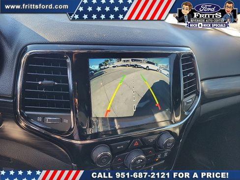 Used 2019 Jeep Grand Cherokee Altitude image 10