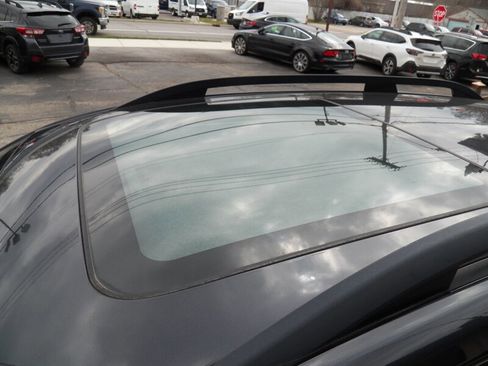 Used 2016 Subaru Forester 2.5i Premium w/ Popular Package #2 image 5