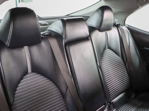 Used 2024 Toyota Camry SE FWD image 27