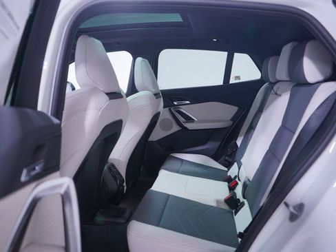 New 2026 BMW X2 xDrive28i w/ M Sport Package image 9