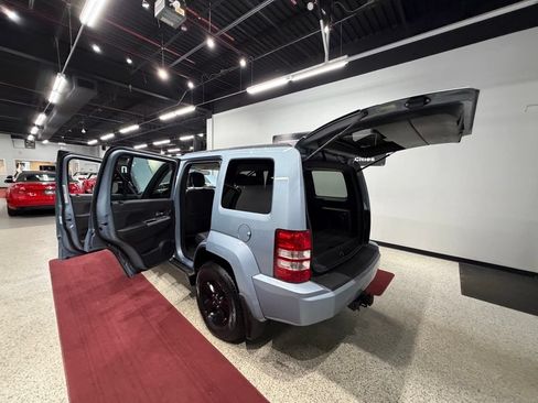 Used 2012 Jeep Liberty Arctic AWD/4WD image 41