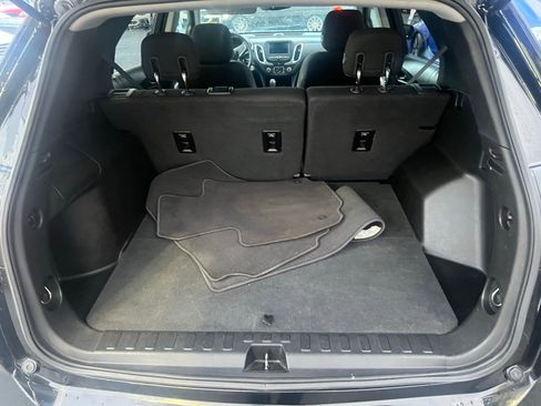 Used 2019 Chevrolet Equinox LT image 14