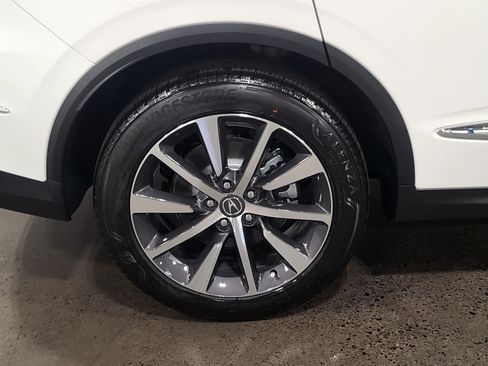Used 2026 Acura MDX SH-AWD w/ Technology Package image 16