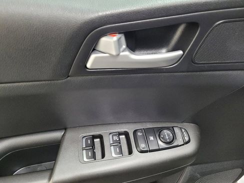 Used 2020 Kia Sportage S w/ S Sunroof Package image 27