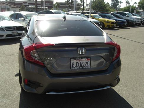 Used 2019 Honda Civic EX image 14