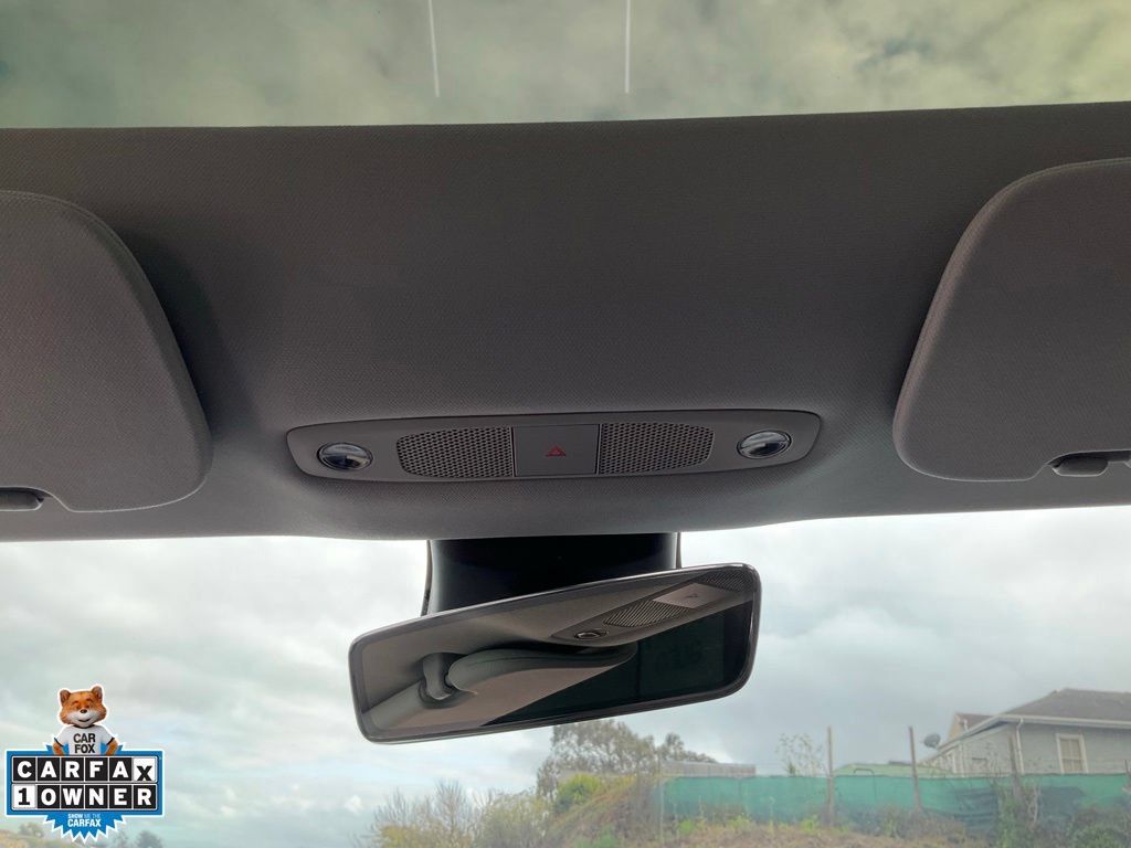 Used 2018 Tesla Model 3 Long Range RWD image 36