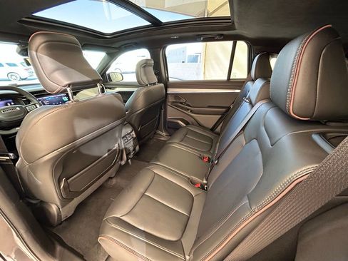 Used 2025 Jeep Wagoneer S Launch Edition image 21