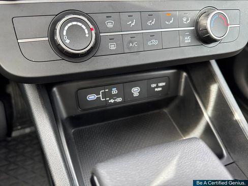 Certified 2025 Hyundai Santa Cruz SE image 45