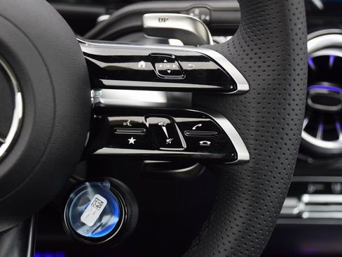 New 2026 Mercedes-Benz GLB 35 AMG 4MATIC image 23