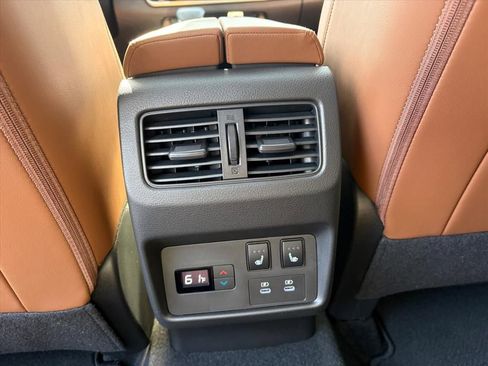 New 2026 Nissan Rogue Platinum image 22