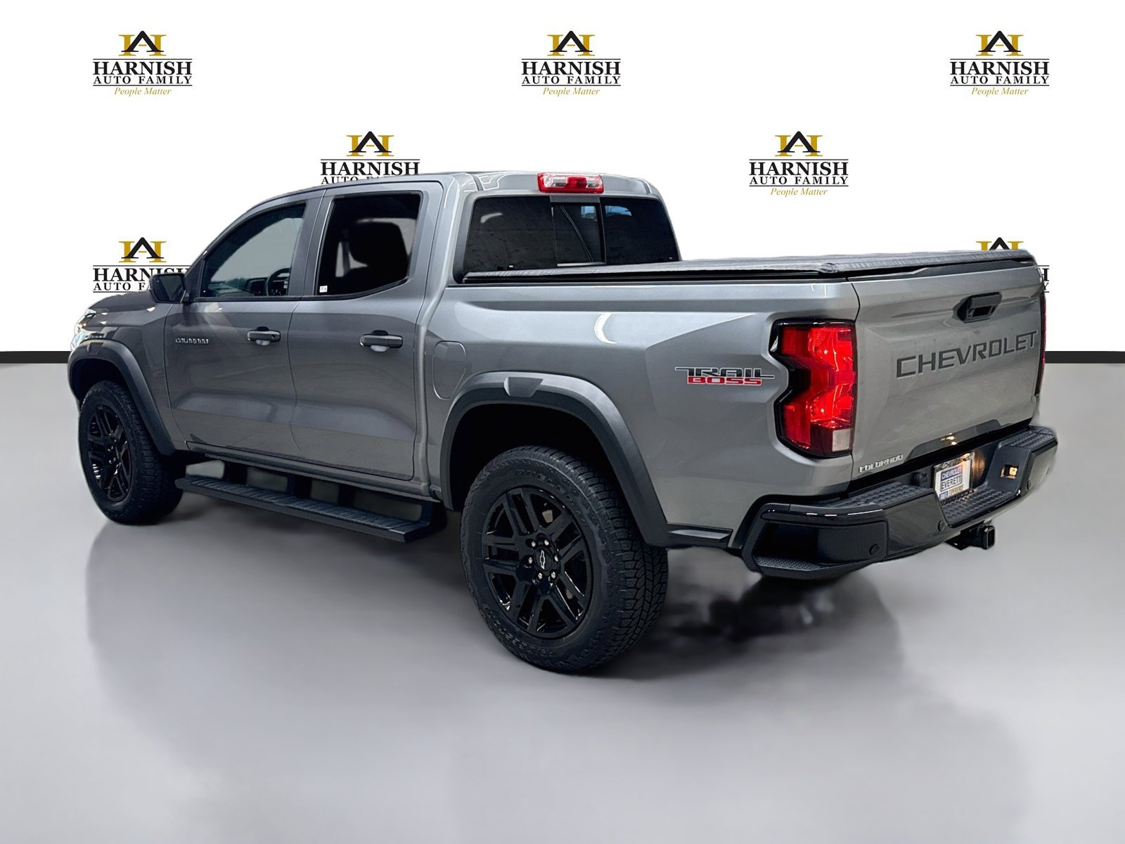 Used 2023 Chevrolet Colorado Trail Boss w/ Advanced Trailering Package AWD/4WD image 9