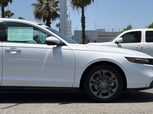 Certified 2025 Honda Accord EX-L image 33
