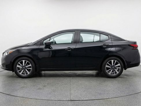 Used 2025 Nissan Versa SV image 4