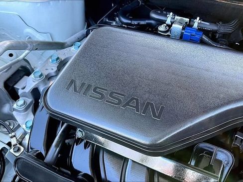 Certified 2019 Nissan Rogue Sport SV w/ Technology Package FWD image 30