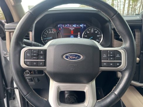 Used 2024 Ford Expedition Max Limited image 23