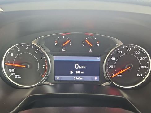 Used 2025 Chevrolet Blazer LT w/ Convenience Package FWD image 16