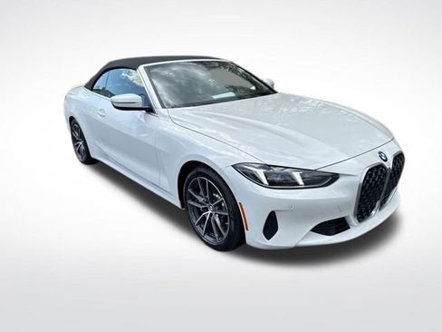 Used 2025 BMW 430i Convertible w/ Premium Package image 8